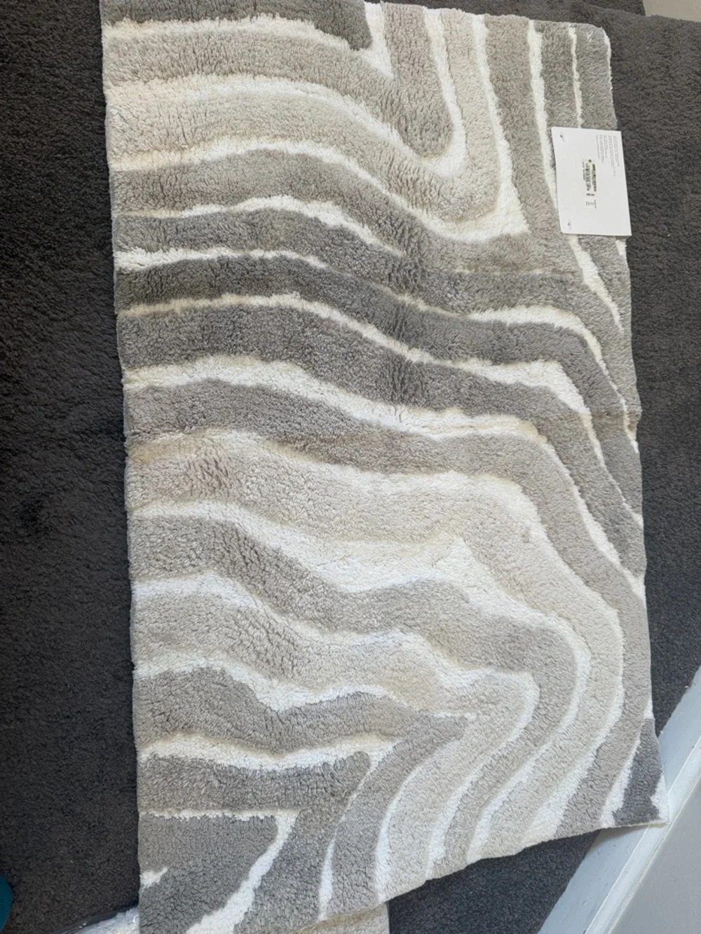 Hotel Collection Wave-Textured Bath Mat in Gray & White